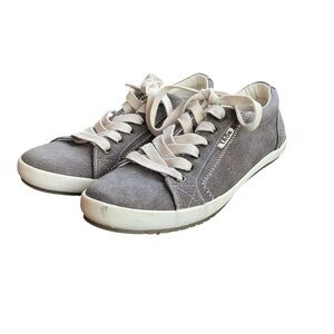 Taos Gray Canvas Sneakers